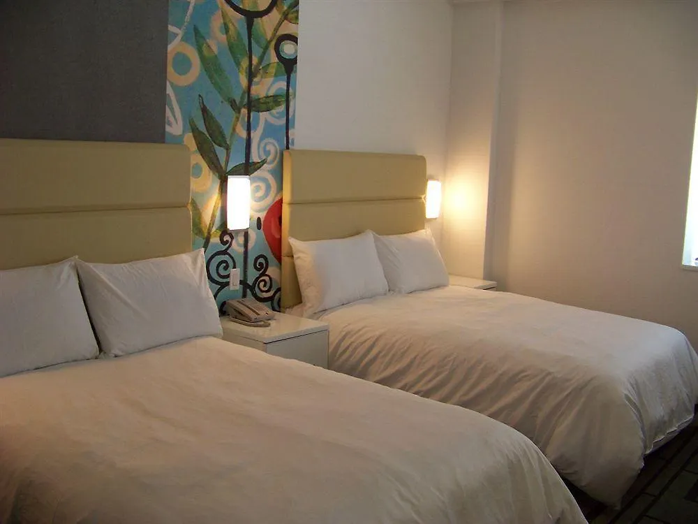 Voco Fiorello - Laguardia East By Ihg New York Hotel